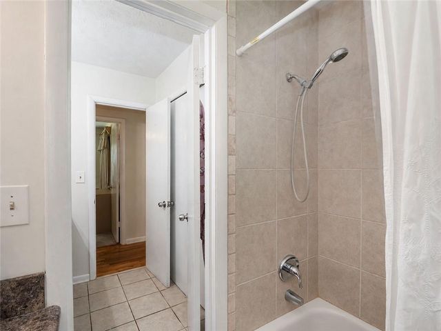 6178 Lullwater Drive, Douglasville, GA 30135