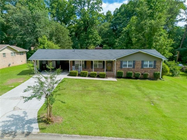 6178 Lullwater Drive, Douglasville, GA 30135