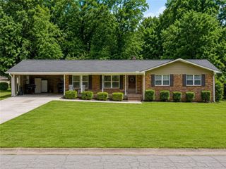 6178 Lullwater Drive, Douglasville, GA 30135