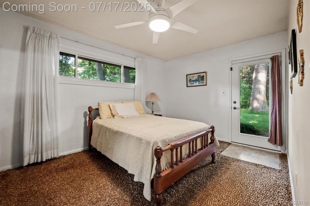 23251 Cass Avenue, Farmington, MI 48335