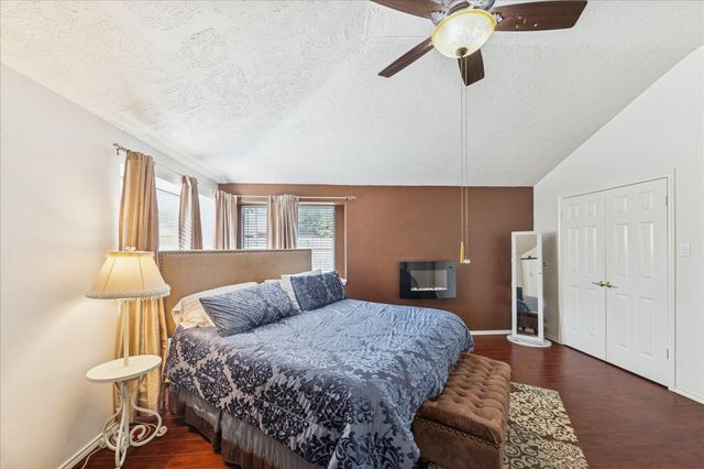 24919 Bovington Drive, Spring, TX 77389