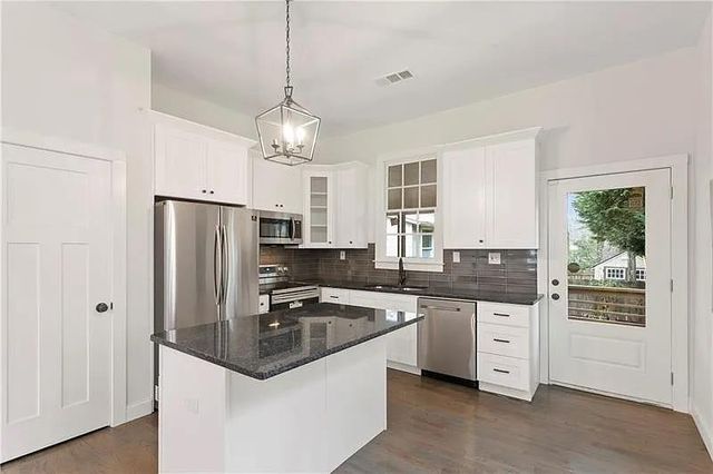 620 Memorial Avenue, Atlanta, GA 30312