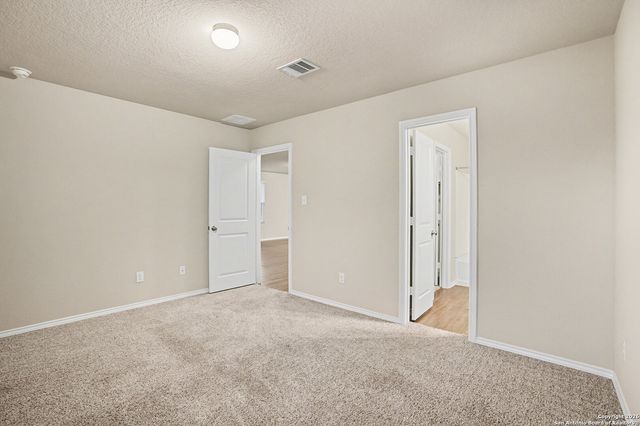 7402 Snapdragon Ct, Converse, TX 78109