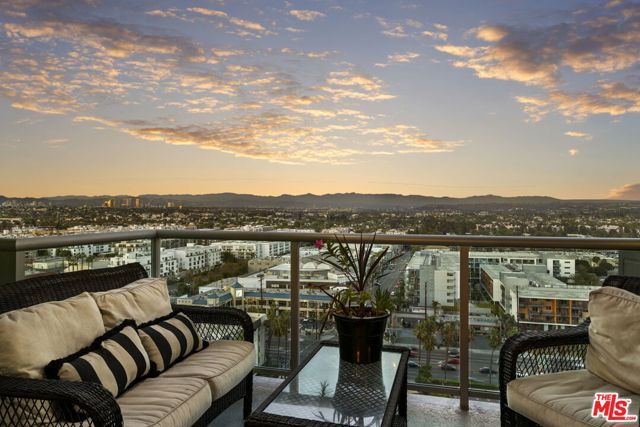 13650 Marina Pointe Drive 1806, Marina Del Rey, CA 90292