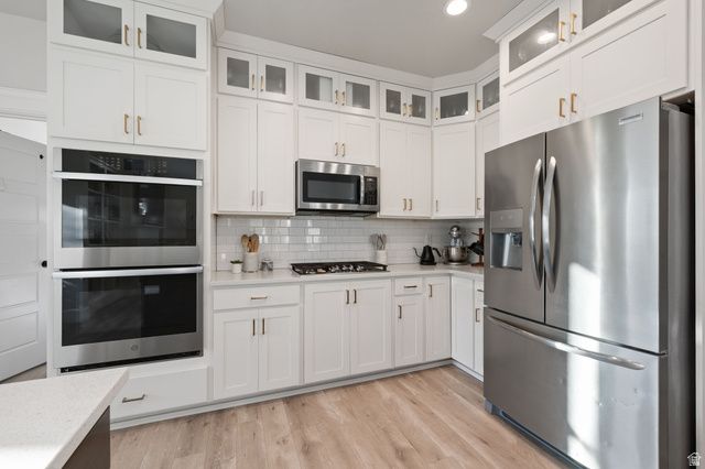 6417 W LAKE AVE, South Jordan, UT 84009