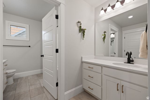 6417 W LAKE AVE, South Jordan, UT 84009