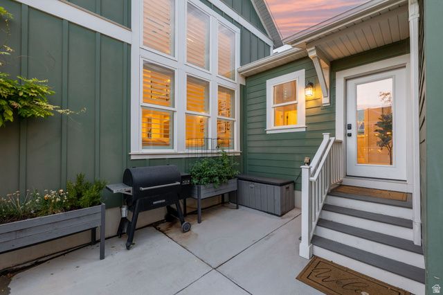 6417 W LAKE AVE, South Jordan, UT 84009