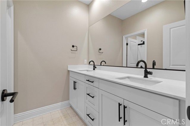 11313 Atlas Court, Corona, CA 92883