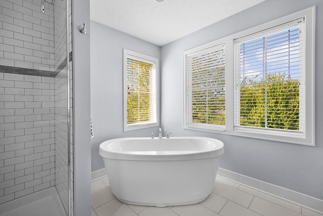 4251 Settlers Ridge Road NE, Belmont, MI 49306