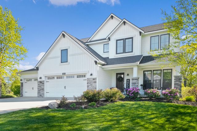 4251 Settlers Ridge Road NE, Belmont, MI 49306