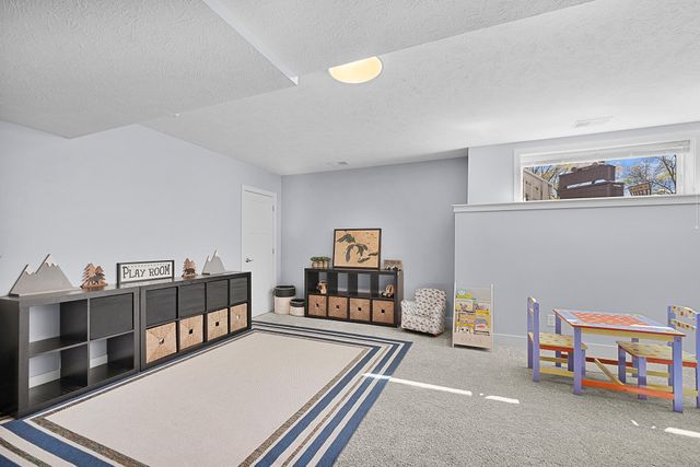 4251 Settlers Ridge Road NE, Belmont, MI 49306
