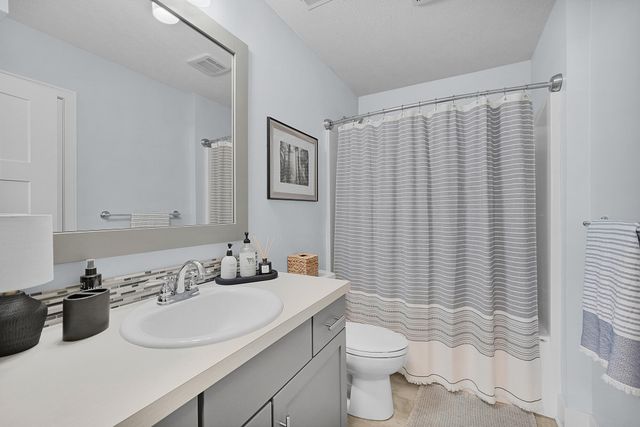 4251 Settlers Ridge Road NE, Belmont, MI 49306