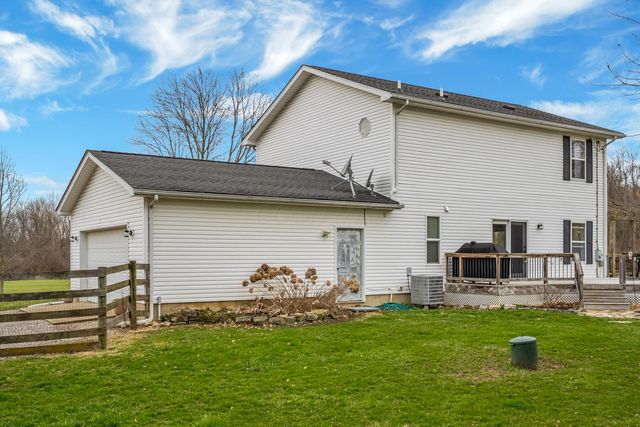 8383 Horseshoe Road, Ashley, OH 43003