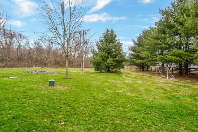 8383 Horseshoe Road, Ashley, OH 43003