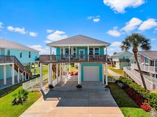 4102 Grayson Drive, Galveston, TX 77554