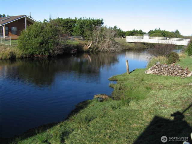 30511 I Street, Ocean Park, WA 98640