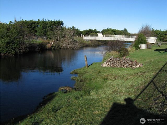 30511 I Street, Ocean Park, WA 98640