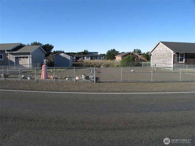 30511 I Street, Ocean Park, WA 98640