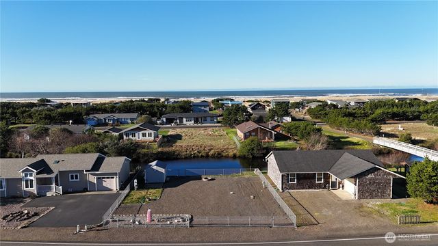30511 I Street, Ocean Park, WA 98640