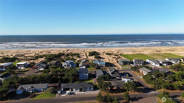 30511 I Street, Ocean Park, WA 98640