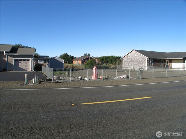 30511 I Street, Ocean Park, WA 98640