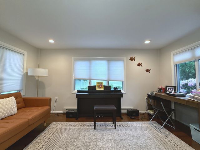 7 Sevland Rd, Newton, MA 02459