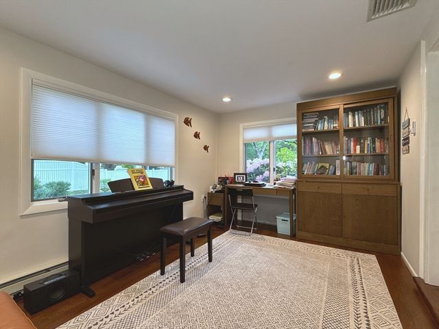 7 Sevland Rd, Newton, MA 02459
