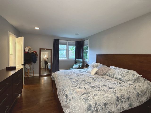 7 Sevland Rd, Newton, MA 02459