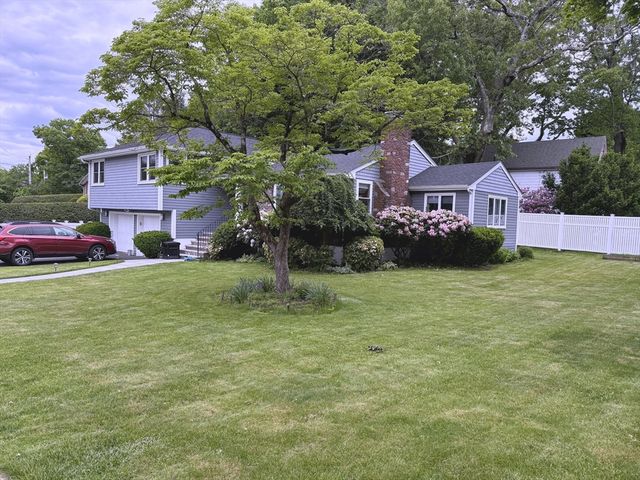 7 Sevland Rd, Newton, MA 02459