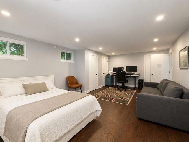 7 Sevland Rd, Newton, MA 02459