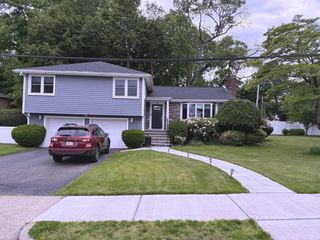 7 Sevland Rd, Newton, MA 02459