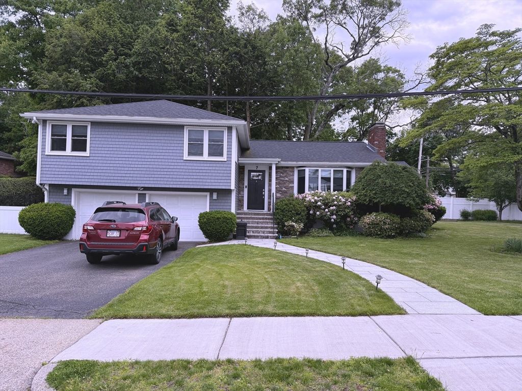 7 Sevland Rd, Newton, MA 02459