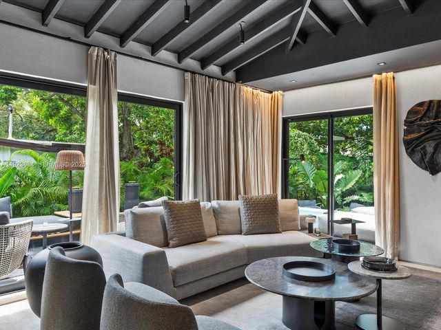 3522 William Ave, Miami, FL 33133