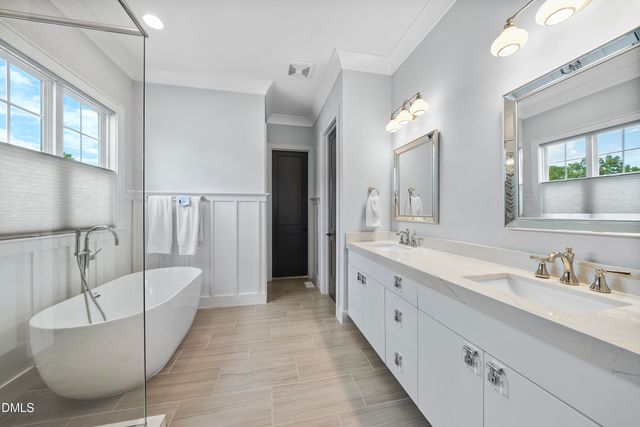 5109 Wainscott Way, Raleigh, NC 27612