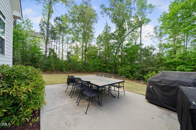 5109 Wainscott Way, Raleigh, NC 27612