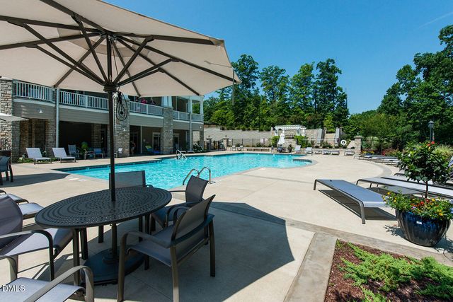 5109 Wainscott Way, Raleigh, NC 27612