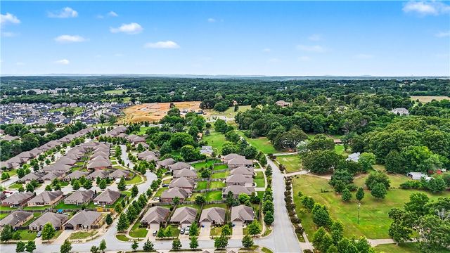 3491 W Weir Road, Fayetteville, AR 72704