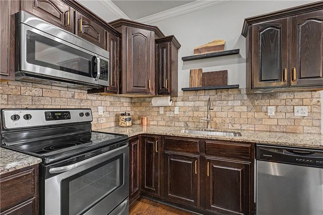 3491 W Weir Road, Fayetteville, AR 72704