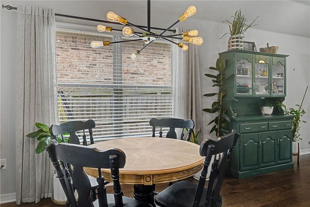 3491 W Weir Road, Fayetteville, AR 72704