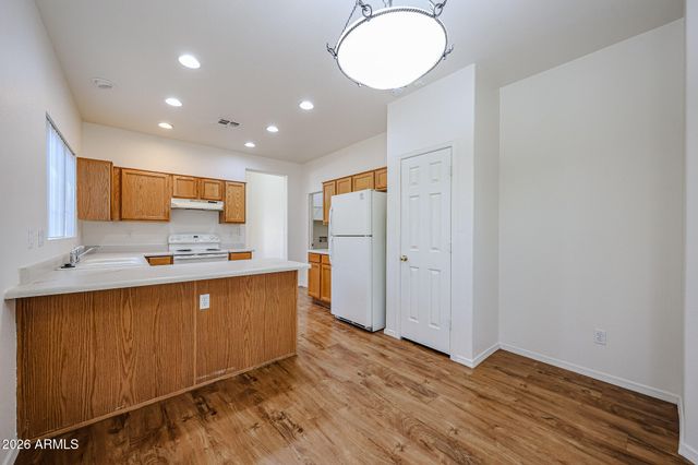 25242 N 40TH Lane, Phoenix, AZ 85083
