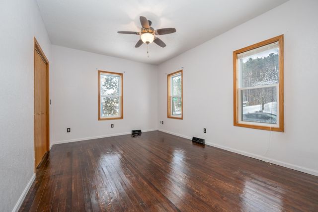 346 Maple Street, Glenwood City, WI 54013