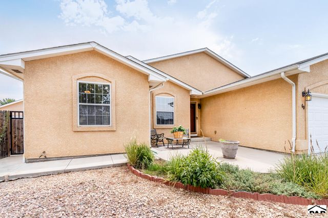 60 S Pendleton Dr, Pueblo West, CO 81007