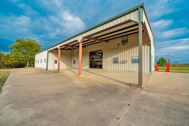 589 Vz County Road 2202, Canton, TX 75103