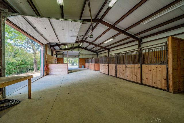 589 Vz County Road 2202, Canton, TX 75103