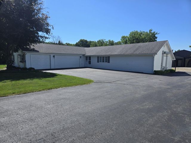 3371 Noble Road, Addison Twp, MI 48370