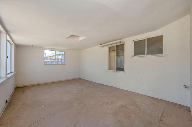 627 Alamos Ave, Sacramento, CA 95815