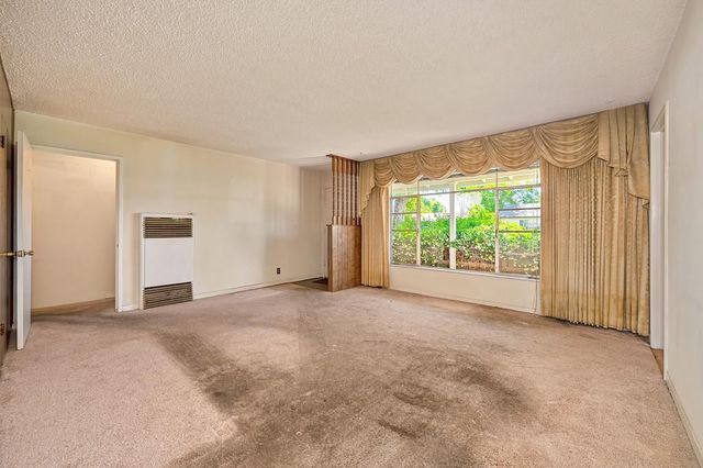 627 Alamos Ave, Sacramento, CA 95815