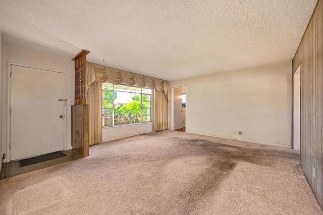 627 Alamos Ave, Sacramento, CA 95815