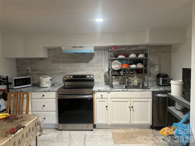 9716 Sunway Drive, Mint Hill, NC 28227