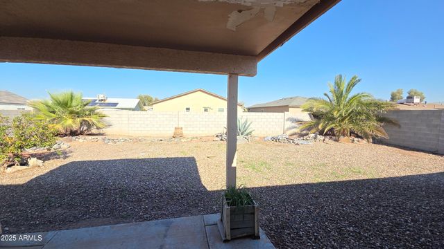 9054 W TINAJAS Drive, Arizona City, AZ 85123